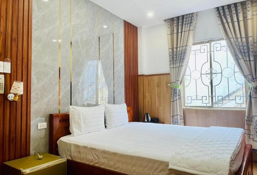 اتاق استاندارد, Nhu Y