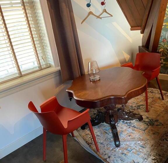 סוויטת קומפורט, Slot Oostende