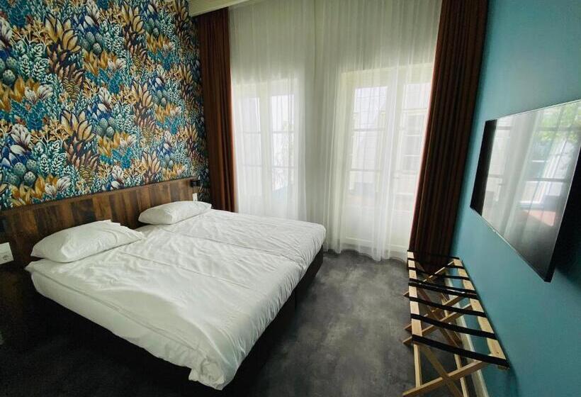 דירת חדר, Slot Oostende