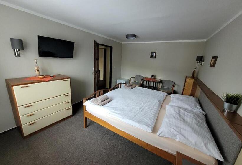 חדר סופריור, Starý Mlýn