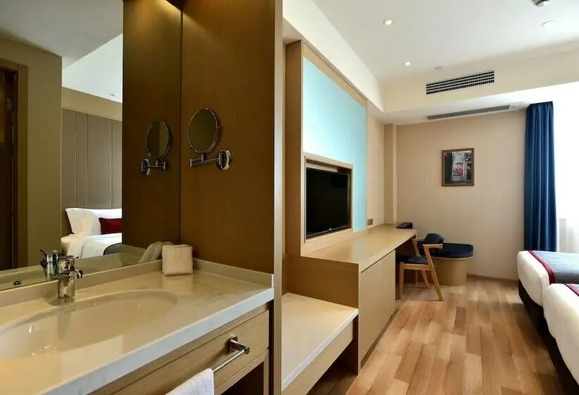 اتاق استاندارد, Shanghai Deco Hotel Free Shuttle Bus From Pudong Airport And Disneyland
