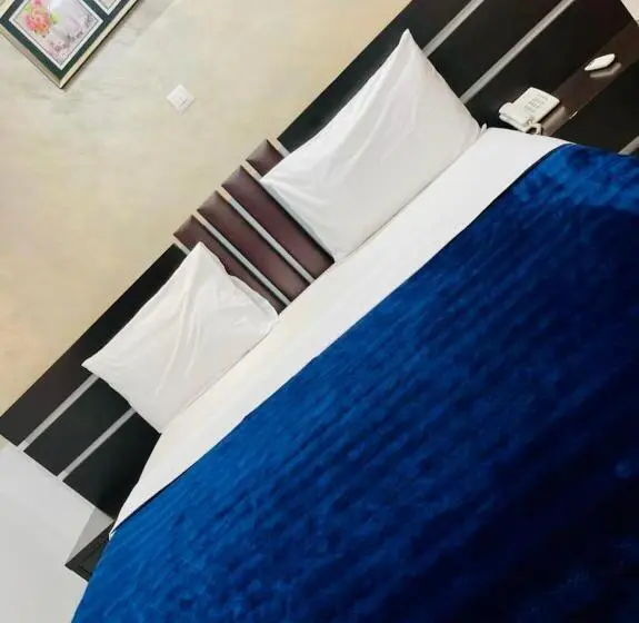 اتاق لوکس, Class