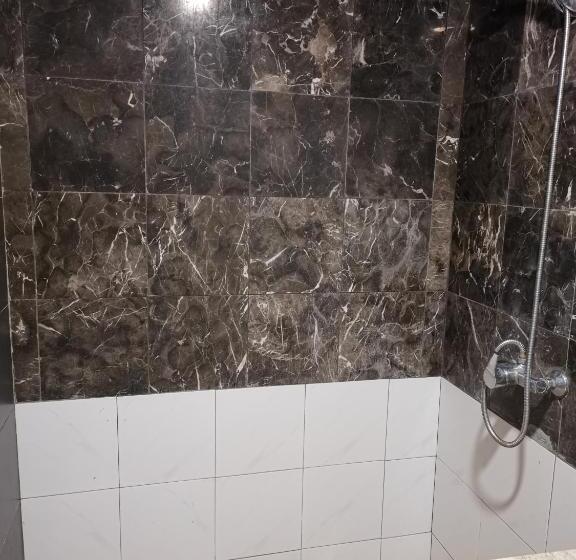 اتاق لوکس, Fratini S Hotel Labuan