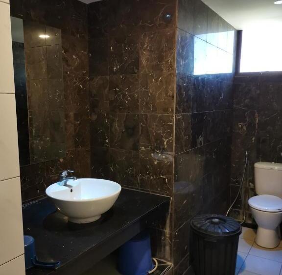 سوییت اجرایی, Fratini S Hotel Labuan