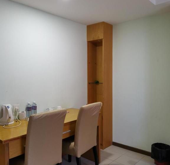 سوییت اجرایی, Fratini S Hotel Labuan