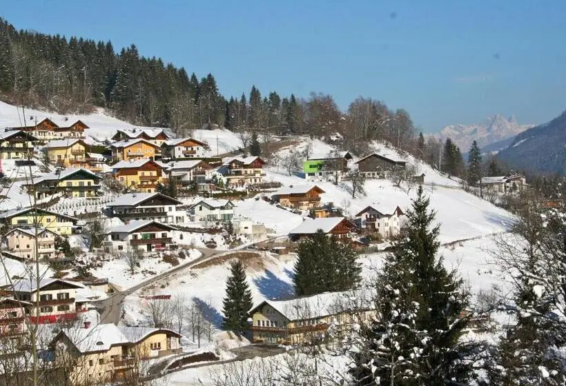 Superior-huone, Marmotta Alpin