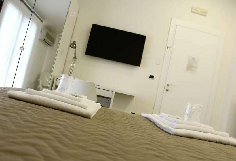 سوییت لوکس, Attico Luxury B&b