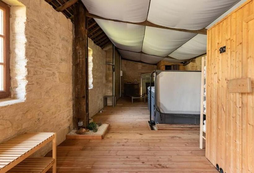 标准间, L'ecurie Gourmande