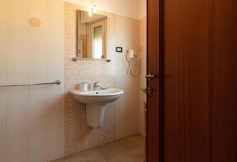 海景标准间带阳台, Locanda Dell'adriatica