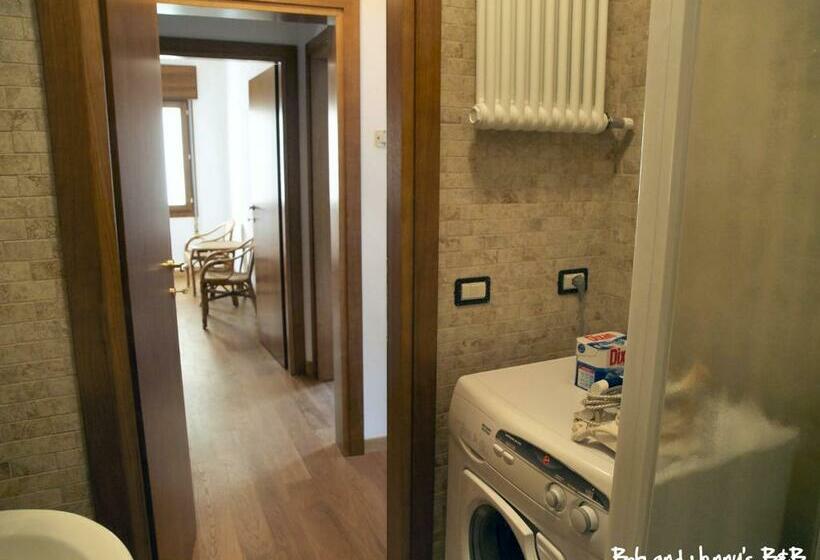 اتاق استاندارد, Bob And Jenny's B&b