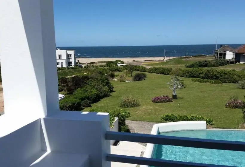 اتاق استاندارد با بالکن و چشم‌انداز دریا, Posada De Los Pajaros