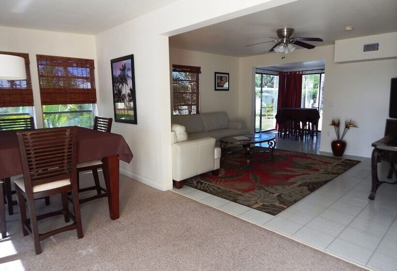 2间卧室的房子, Parmer's Resort