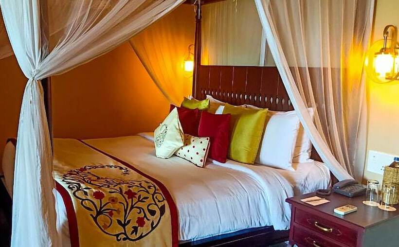 וילת חדר פרמיום, Niraamaya Wellness Retreats Backwaters And Beyond Kumarakom