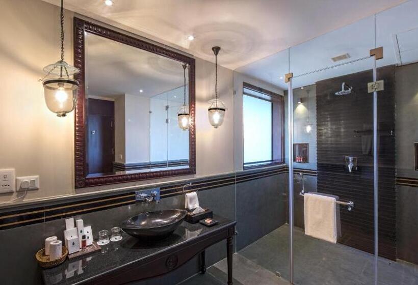 חדר סופריור עם מיטת קינג, Niraamaya Wellness Retreats Backwaters And Beyond Kumarakom