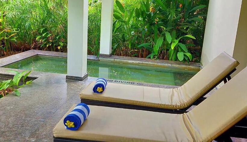 Стандартный Номер Кровать Кинг, Niraamaya Wellness Retreats Backwaters And Beyond Kumarakom