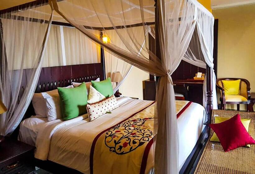 סוויטת 2 חדרי שינה, Niraamaya Wellness Retreats Backwaters And Beyond Kumarakom