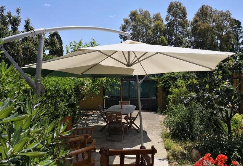 经济房, B&b Gassa D'amante