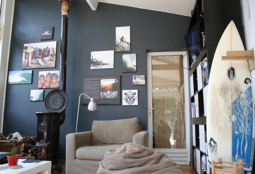 غرفة عائلية حمام مشترك, Board 'n Breakfast