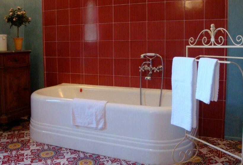 غرفة قياسية مع حمام خارجي, Villa Pieve De  Pitti