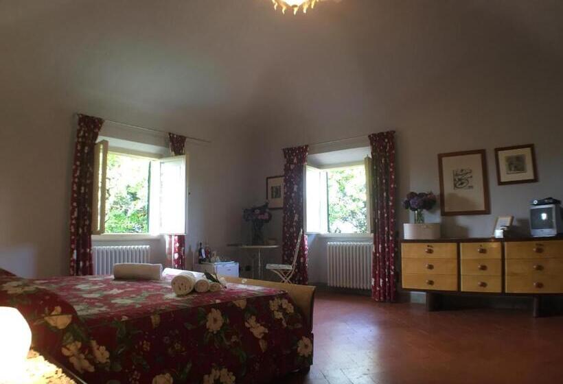 غرفة قياسية مع حمام خارجي, Villa Pieve De  Pitti