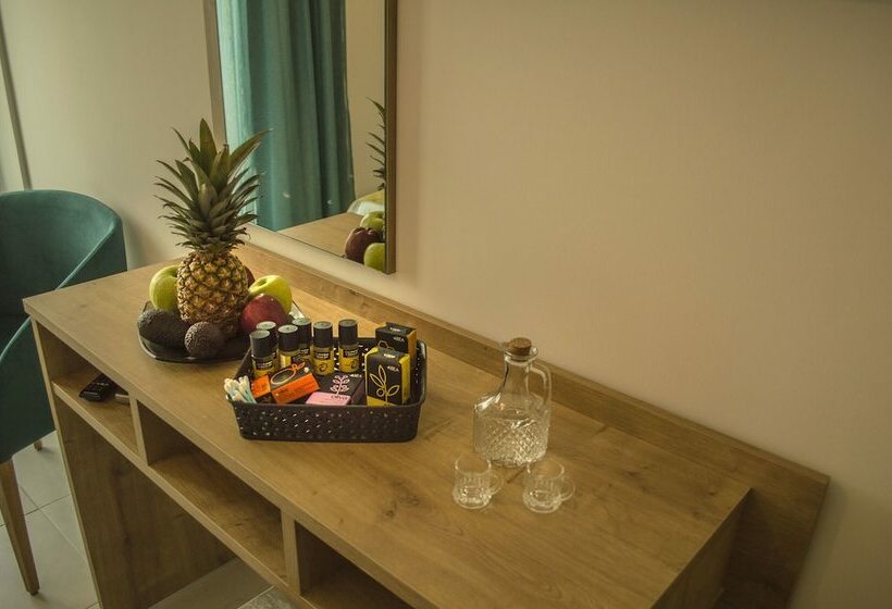 غرفة قياسية, Castell