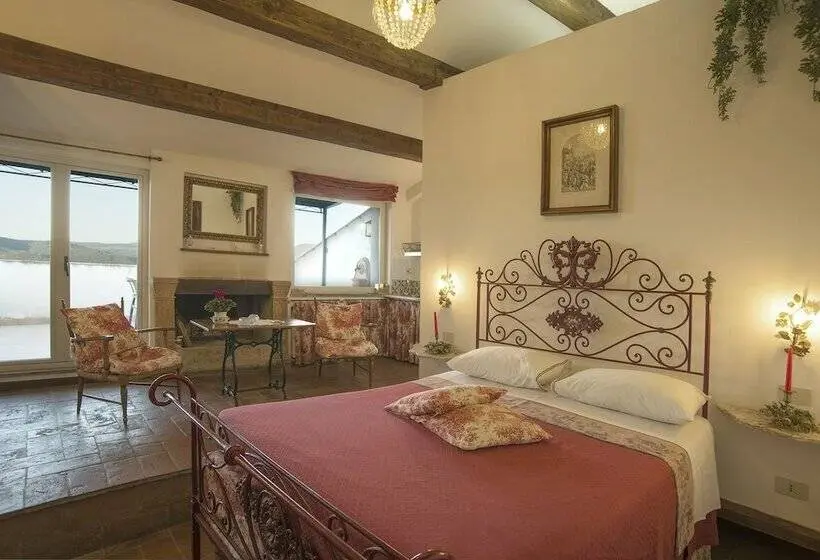 クラシックスイート, Castello Di Proceno Albergo Diffuso In Dimora D'epoca