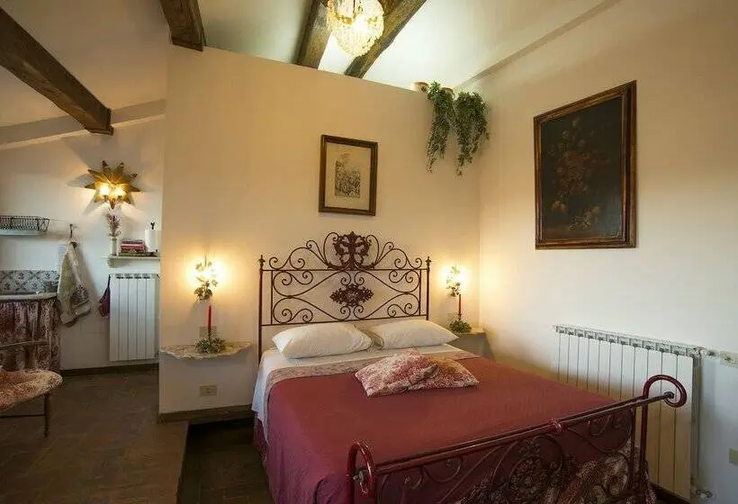 クラシックスイート, Castello Di Proceno Albergo Diffuso In Dimora D'epoca