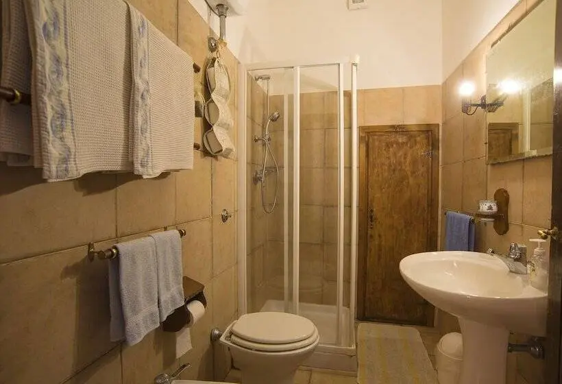 庭の見える１ベッドルームアパートメント, Castello Di Proceno Albergo Diffuso In Dimora D'epoca