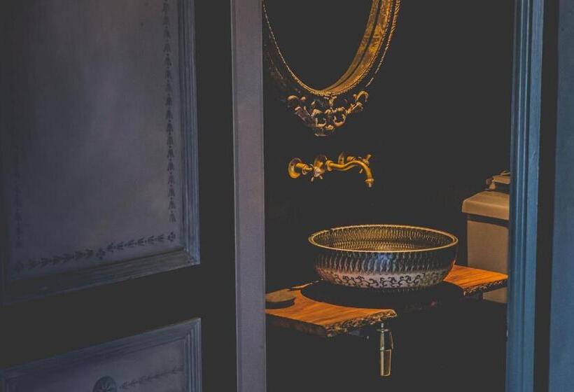 古典房间, Le Petit Chateau & William De Percy