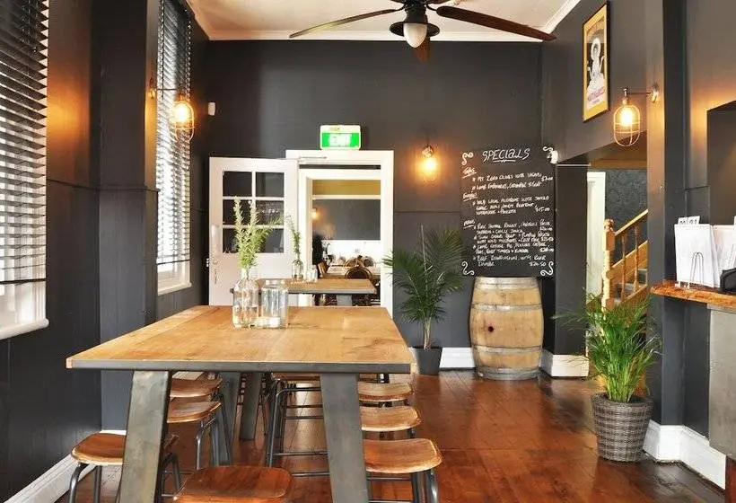 ファミリールーム, Grand Hotel Healesville