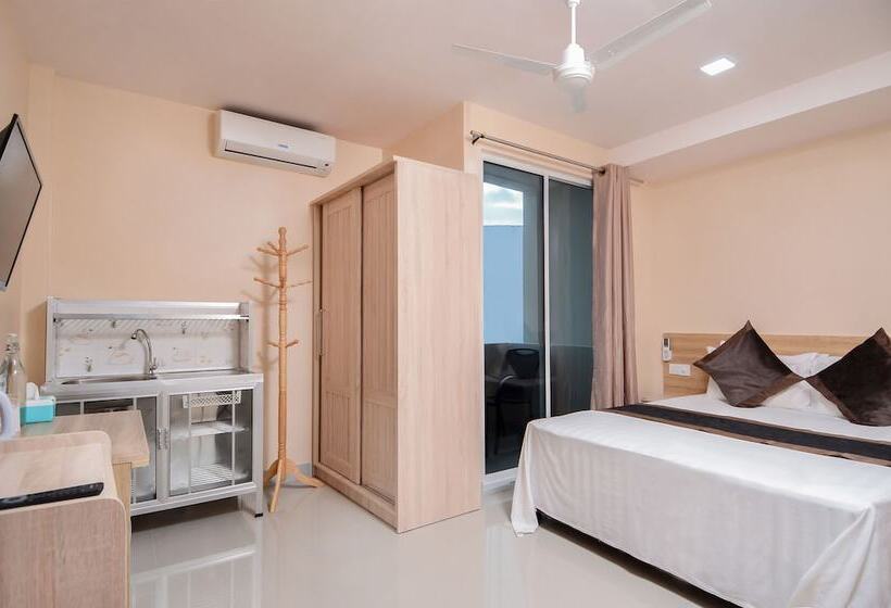 اتاق اکونومی, Triton Beach Hotel & Spa