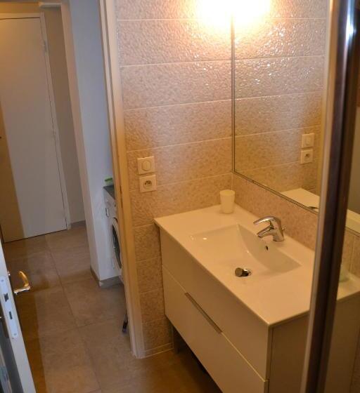 テラスつきの2ベッドルームアパートメント, Villa Maredda