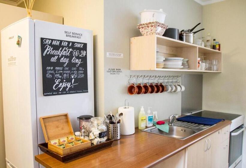 اتاق اکونومی, Amber Private Rooms