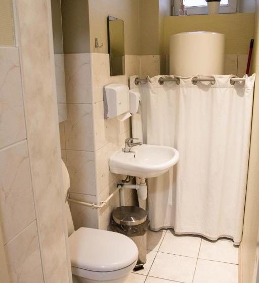 اتاق اکونومی, Amber Private Rooms
