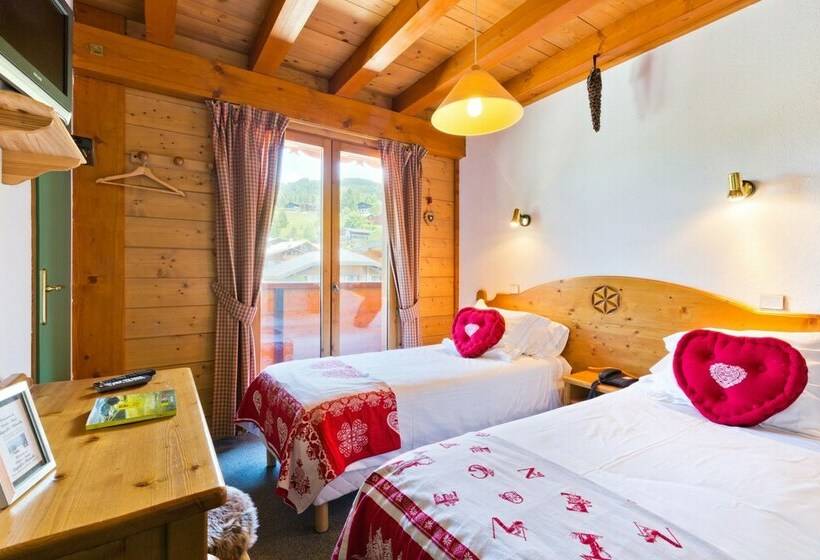 Номер Стандарт с Балконом, Chalet Hôtel Aiguille Blanche
