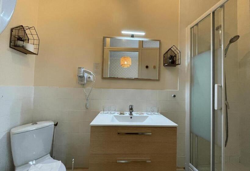 Четырехместный Номер Классик, Le Trouville Hotel De Charme