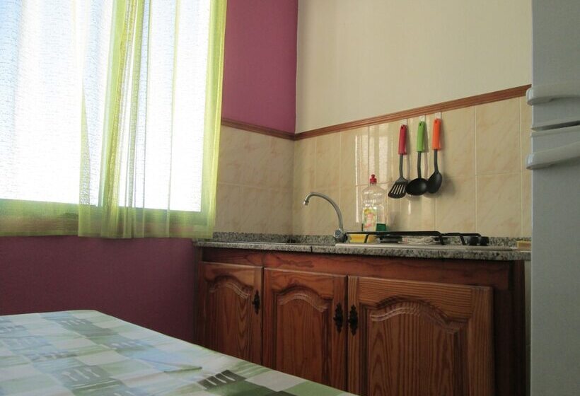 Апартаменты 1 Спальня, La Palma Hostel By Pension Central