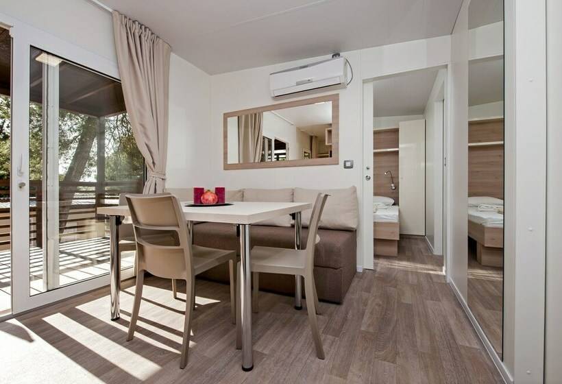 침실 2개 주택, Porton Mobile Home