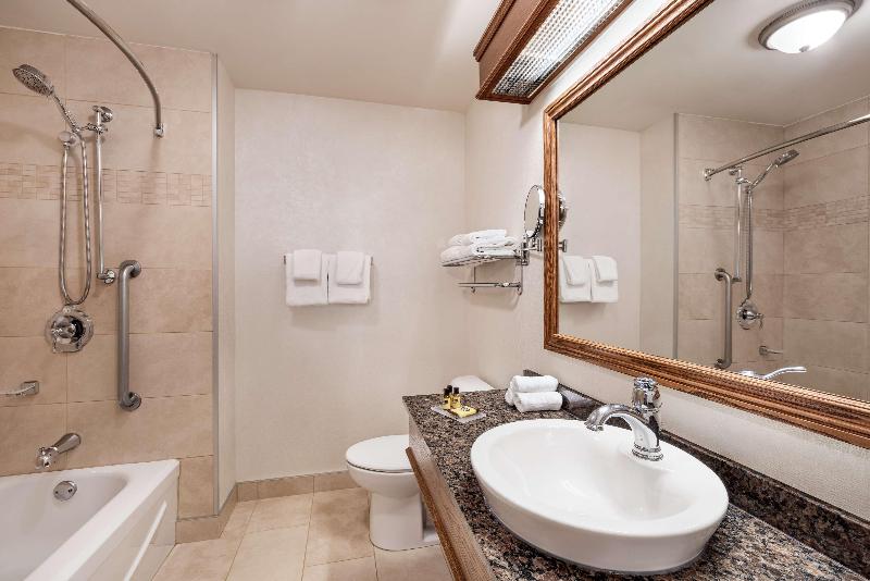 اتاق اکونومی, Inn Stations Hostel