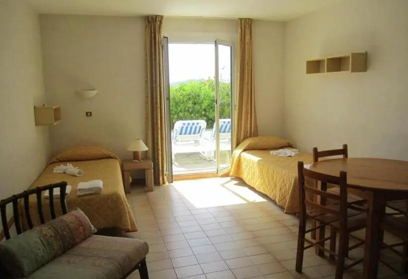 استودیوی استاندارد, Motel Saint Francois
