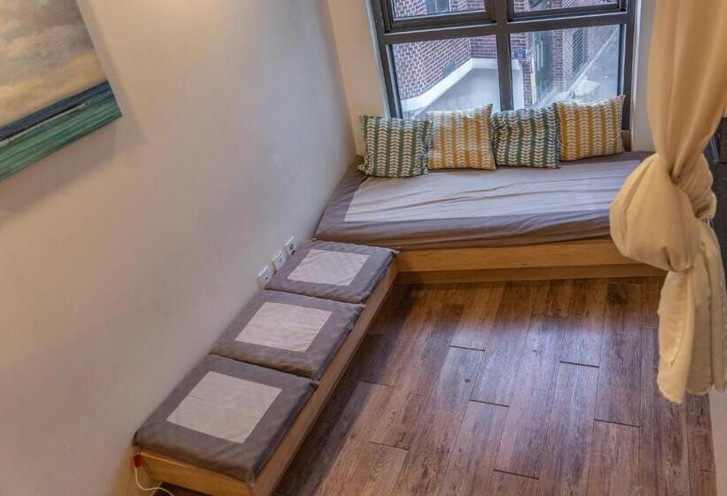 디럭스 트리플 룸, Myeongdong Artmonstay