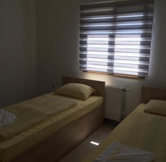 آپارتمان 2 خوابه, Pansion Asim