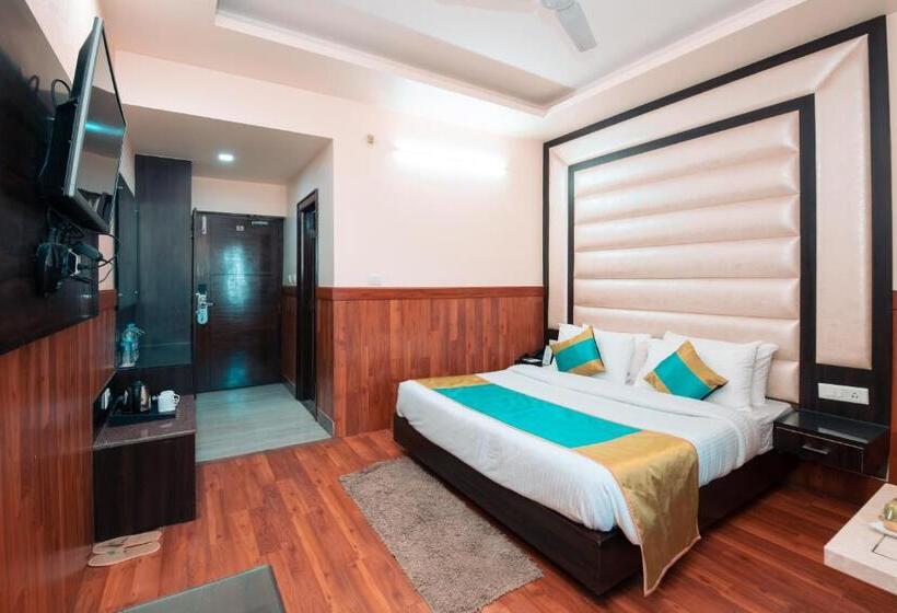 Номер Стандарт, The Fern Residency Katra