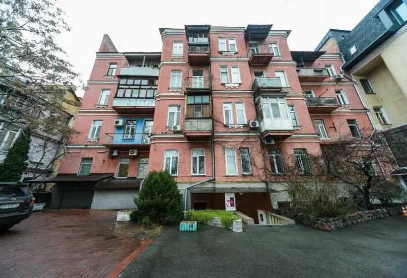 اتاق اکونومی با حمام مشترک, Guest House On Saksahanskoho Street