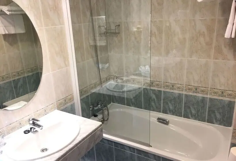 اتاق اکونومی, Hostal Alda Rio Duero
