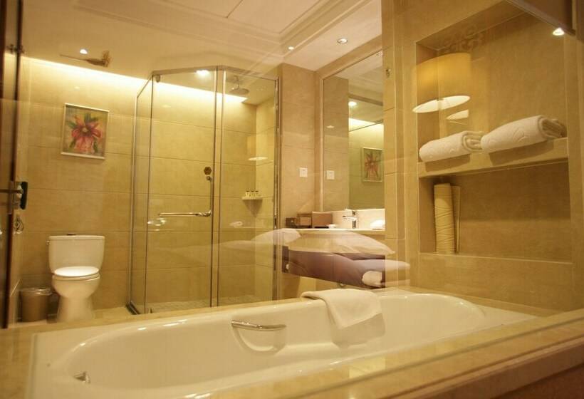 豪华房间, Huilihua