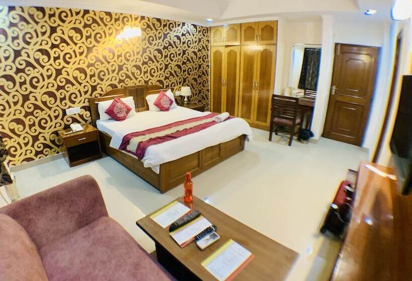 高级大房间, Kashish Residency And Banquet