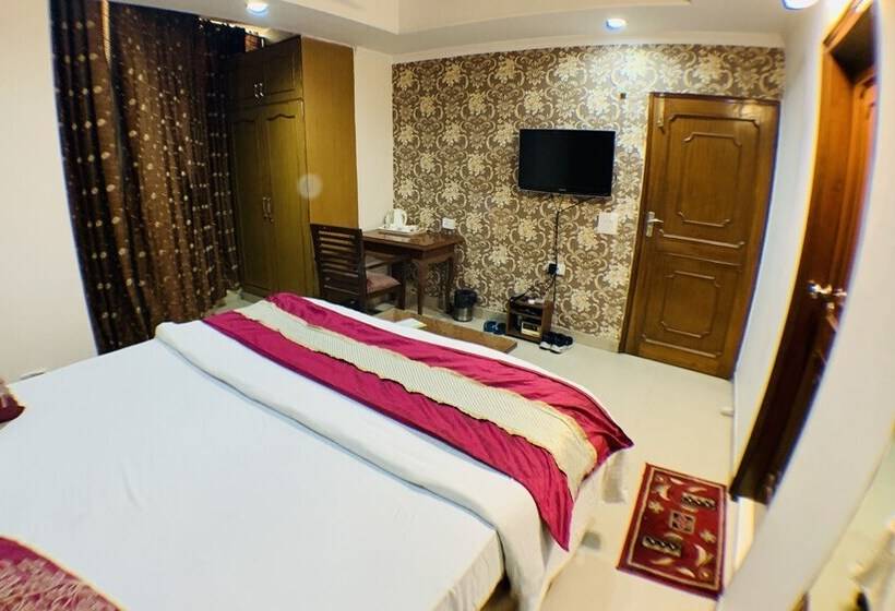 豪华房间, Kashish Residency And Banquet