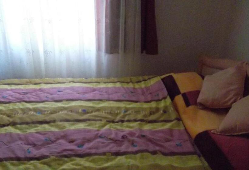 标准间, Motel Hrasno