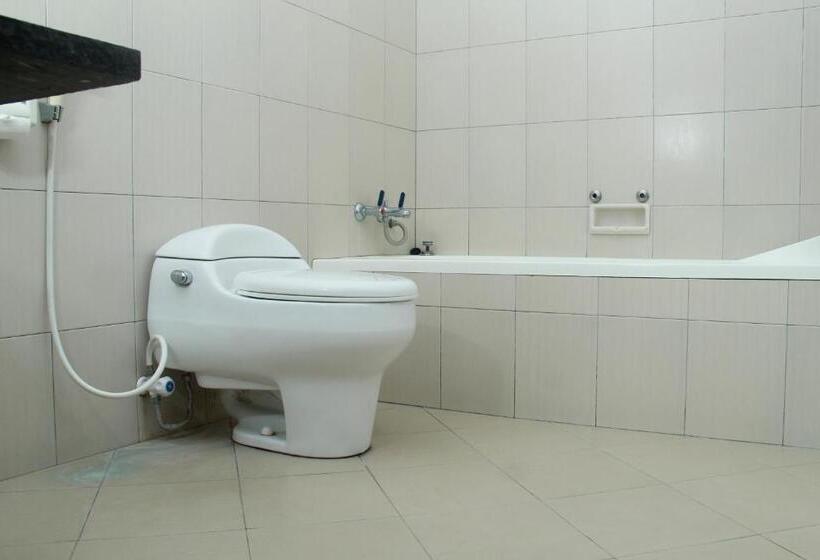 豪华房间, Reddoorz @ Sersan Bajuri